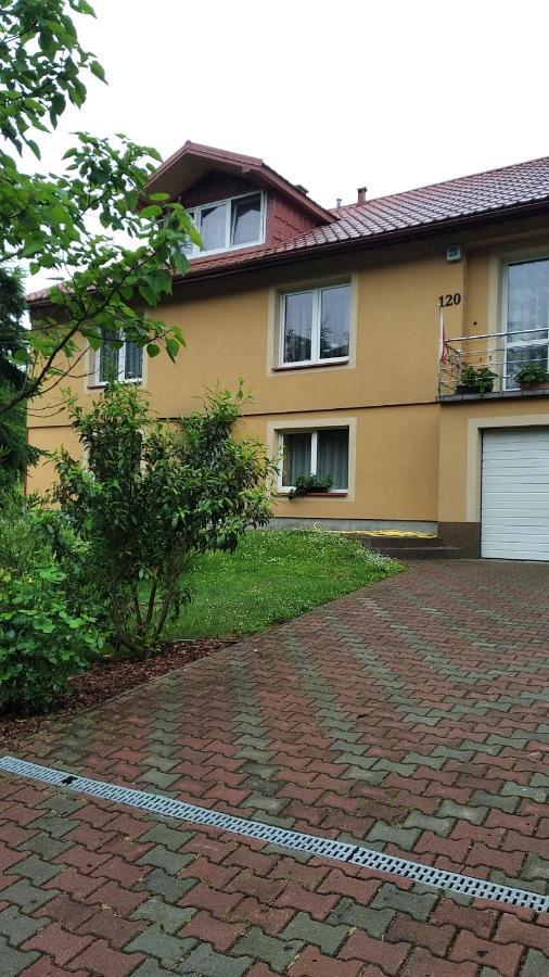 Apartament W Domu Na Wsi Tomaszow Lubelski Ngoại thất bức ảnh