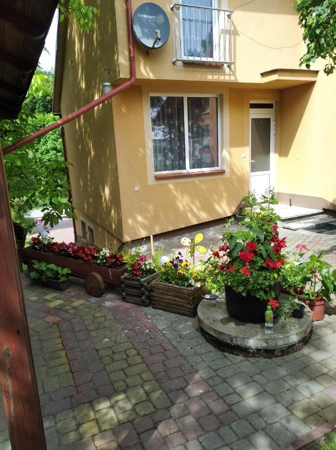 Apartament W Domu Na Wsi Tomaszow Lubelski Ngoại thất bức ảnh